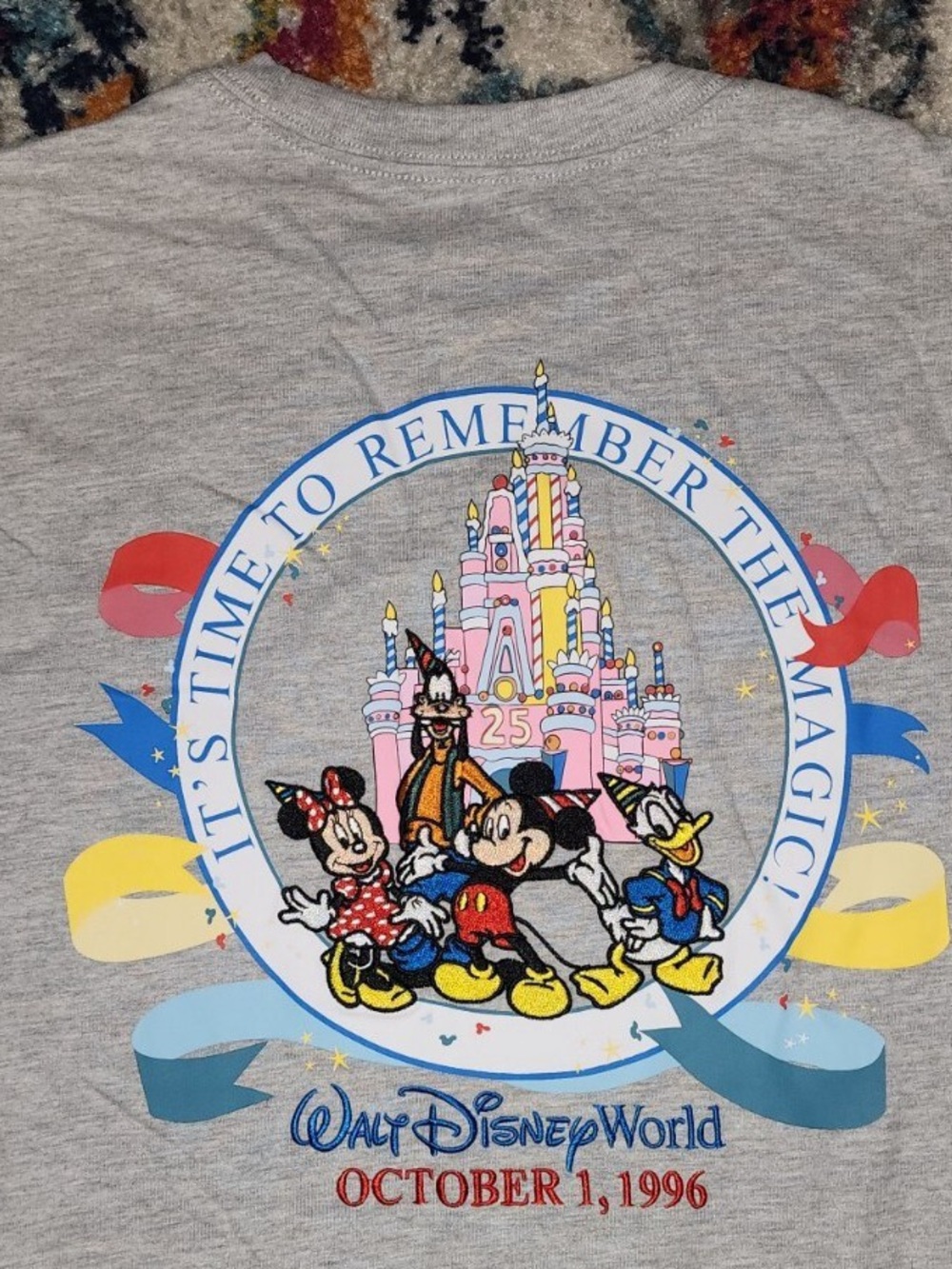 Disney World 25th Anniversary Vault Mickey Castle T-Shirt Gray XL